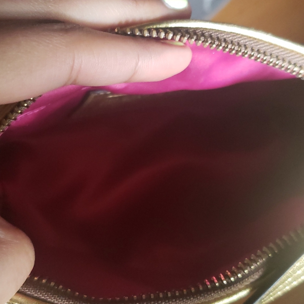Coach purse - Picture 3 of 4